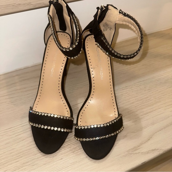 Adrienne Vittadini Black Heels with Rhinestones 6.5 - Picture 1 of 11